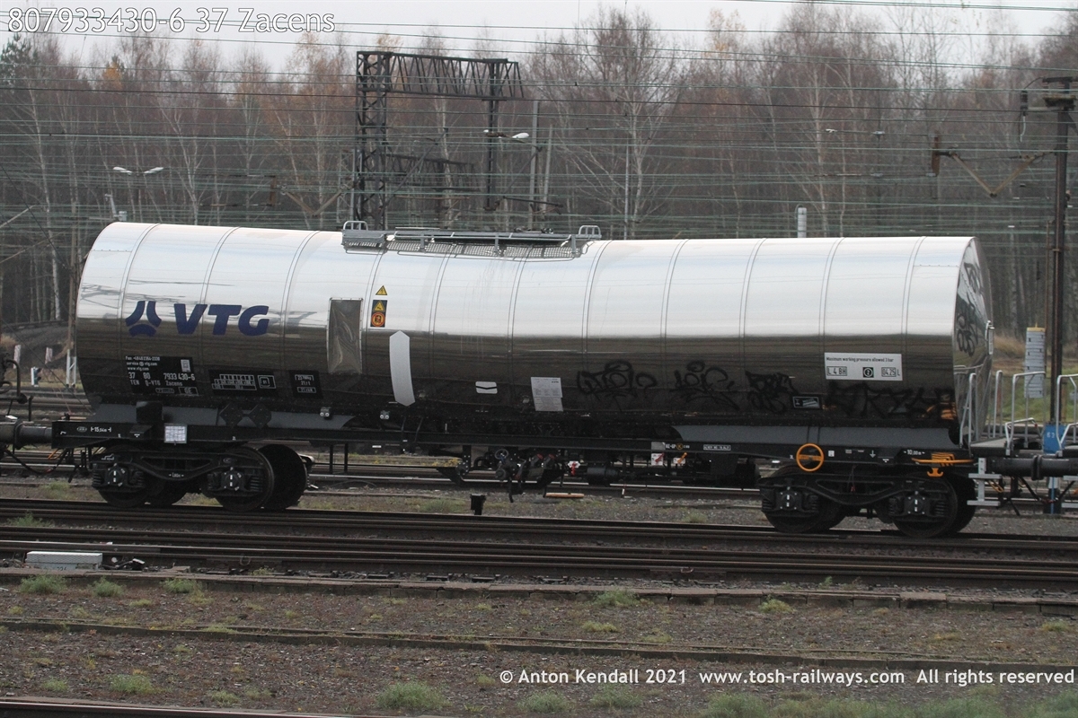 807933430-6_37 Zacens.JPG